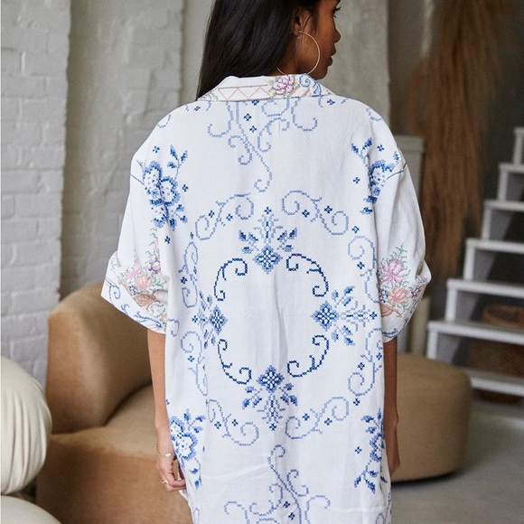 UPCYCLED DALLAS UNISEX CUBAN LINEN SHIRT - Picture 3 of 3